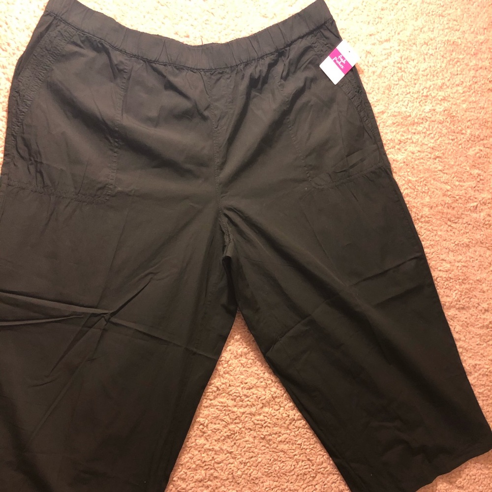 Fresh Produce Capri Pants